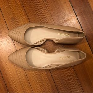 Nine West nude flats size 6.5